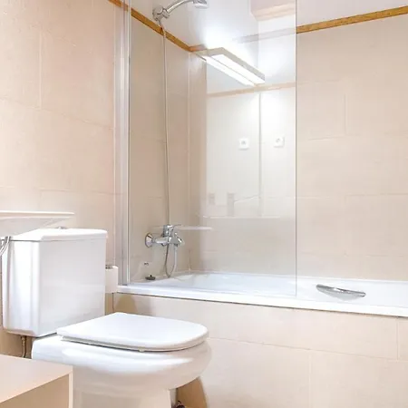 Saplan Real Estate Carlac * Лес